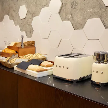 Hotel Lima - Adults Recommended