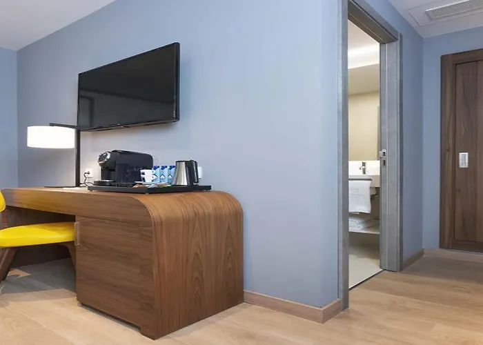 Lima - Adults Recommended Hotel 4*