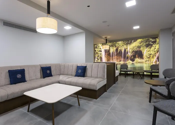 Hotel Lima - Adults Recommended