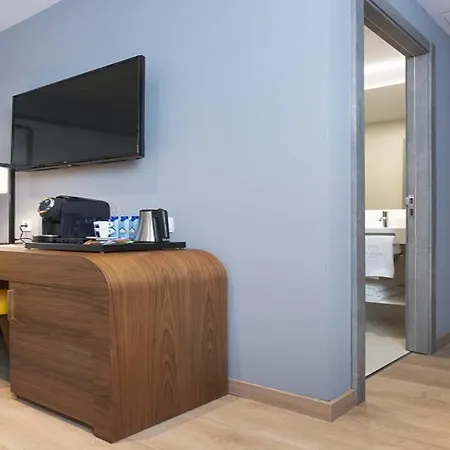 Lima - Adults Recommended Hotel 4*