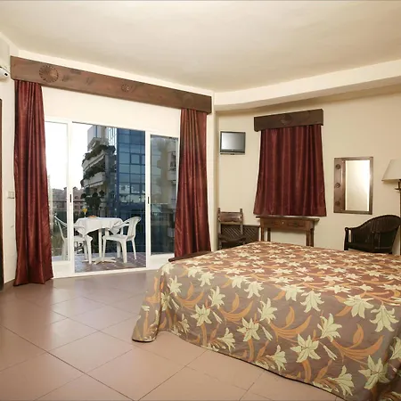 Lima - Adults Recommended